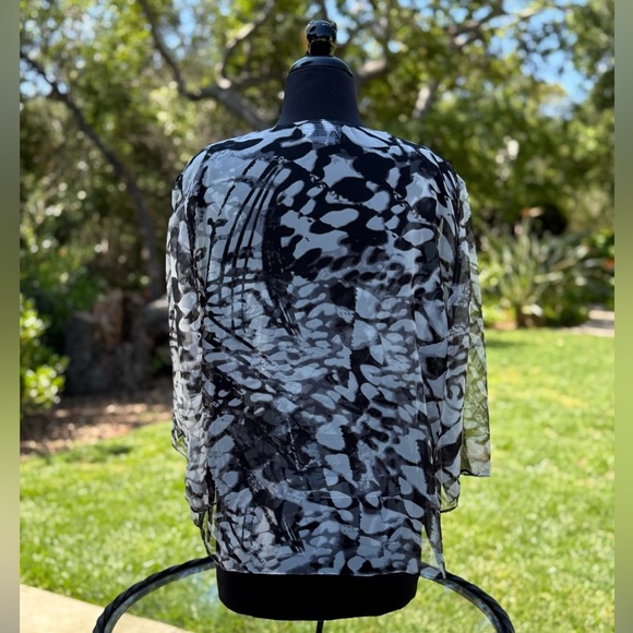 Alex Evenings tiered tank and open jacket 2-piece set- size LP - Picture 4 of 5